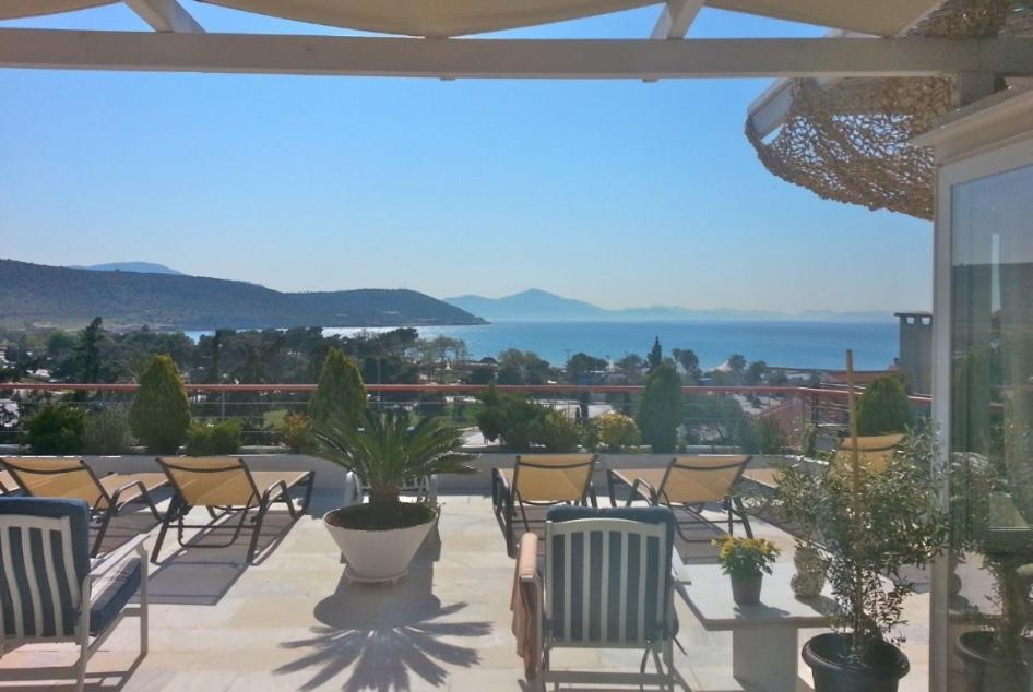 Varkiza Seaside Penthouse With Private Roof Deck Vári المظهر الخارجي الصورة